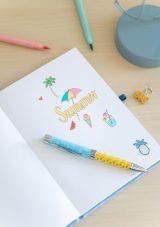 Carnet de notes Disney Stitch A5 - Journal intime, cahier de dessin avec stylo lumineux inclus - Cadeau idéal pour enfants