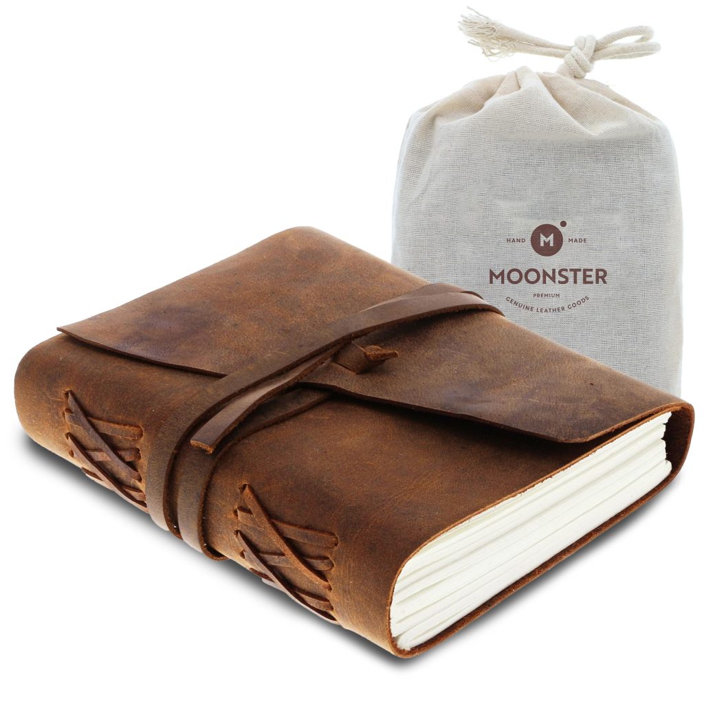 Moonster® Carnet en Cuir Véritable - Journal Intime Fait Main, Bloc Notes Recyclé 20x15cm - Idéal Cahier de Dessin, Voyage et Cadeau Homme/Femme