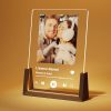 LUCKOR Plaque Spotify Personnalisée - Cadeau Unique Saint Valentin, Anniversaire pour Couple, Femme, Homme - Lampe Photo Acrylique avec Base en Noyer